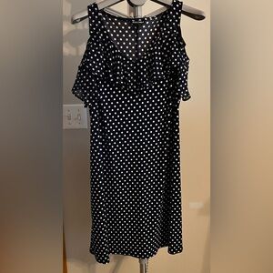 Roz & Ali navy blue and white polka dot dress- size L!!!
